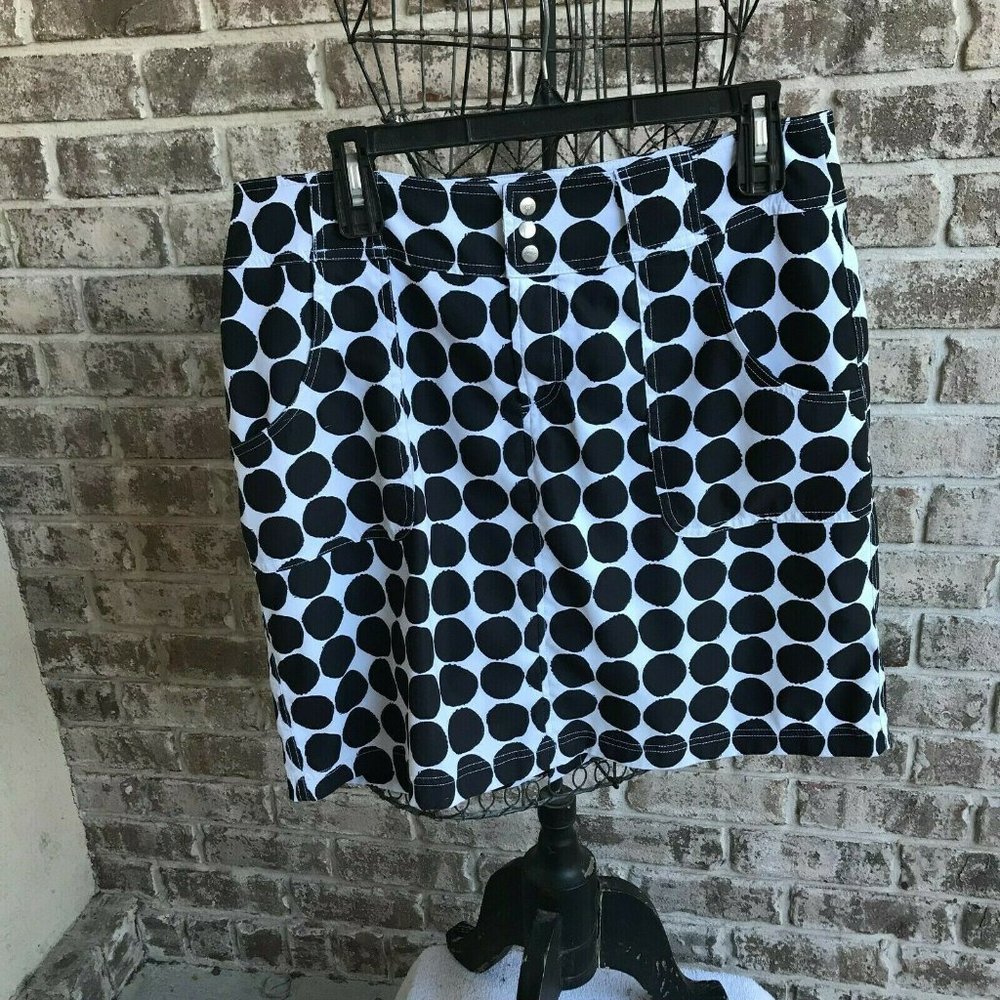 JoFit Golf Skort Size 8 White Black Large Dots Tennis Skirt Polyester Spandex
